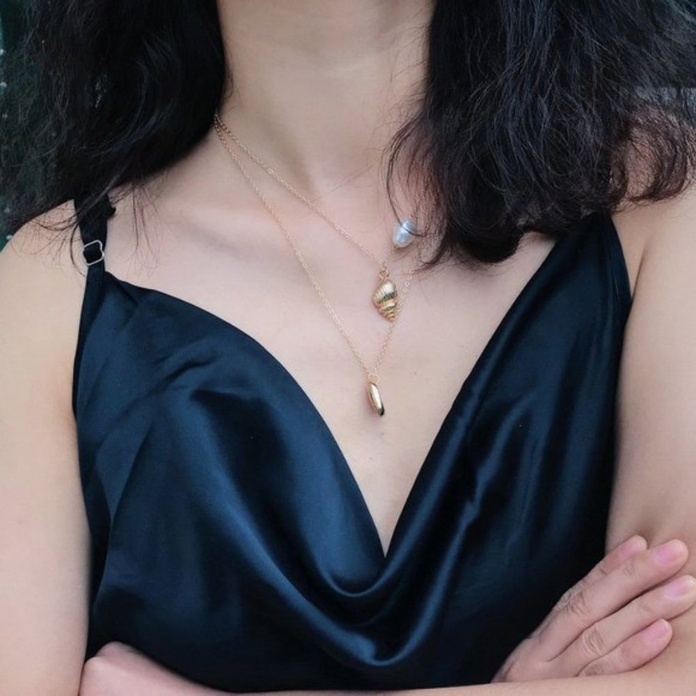 LAST ONE 💖Shell Pearl layered Necklaces